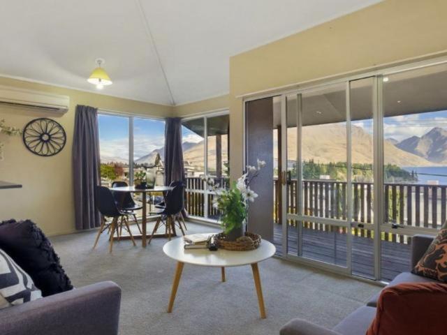 Ultimate Convenience, Walk-To-Town Townhouse Villa Queenstown Dış mekan fotoğraf